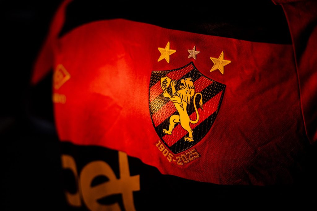 Camisa do Sport, escuto - Foto: Paulo Paiva/SCR