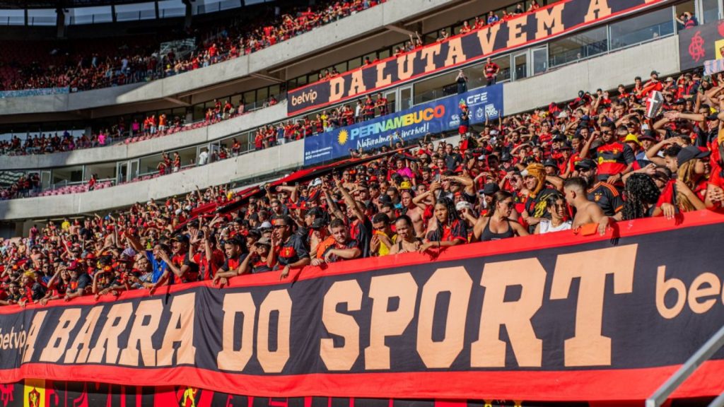 Torcida do Sport na Arena Pernambuco – Foto: Igor Cysneiros / SCR