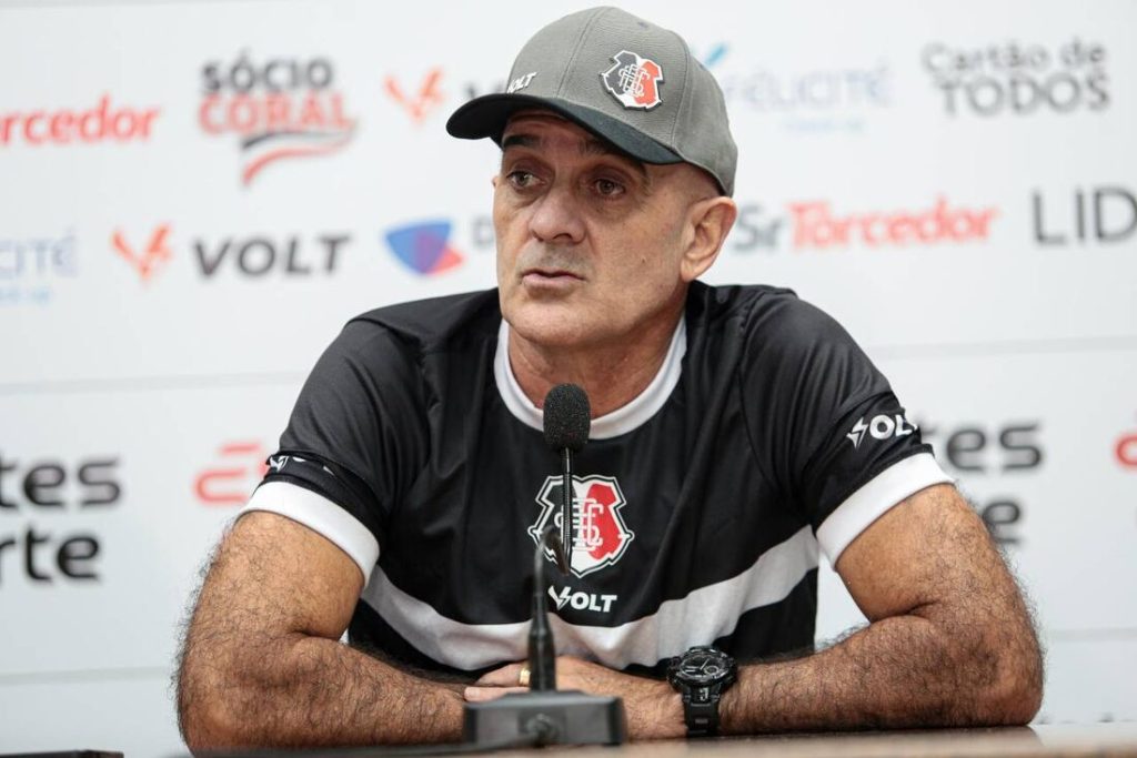 Sport de olho em Itamar Schülle - Foto: Rafael Melo/Folha de Pernambuco