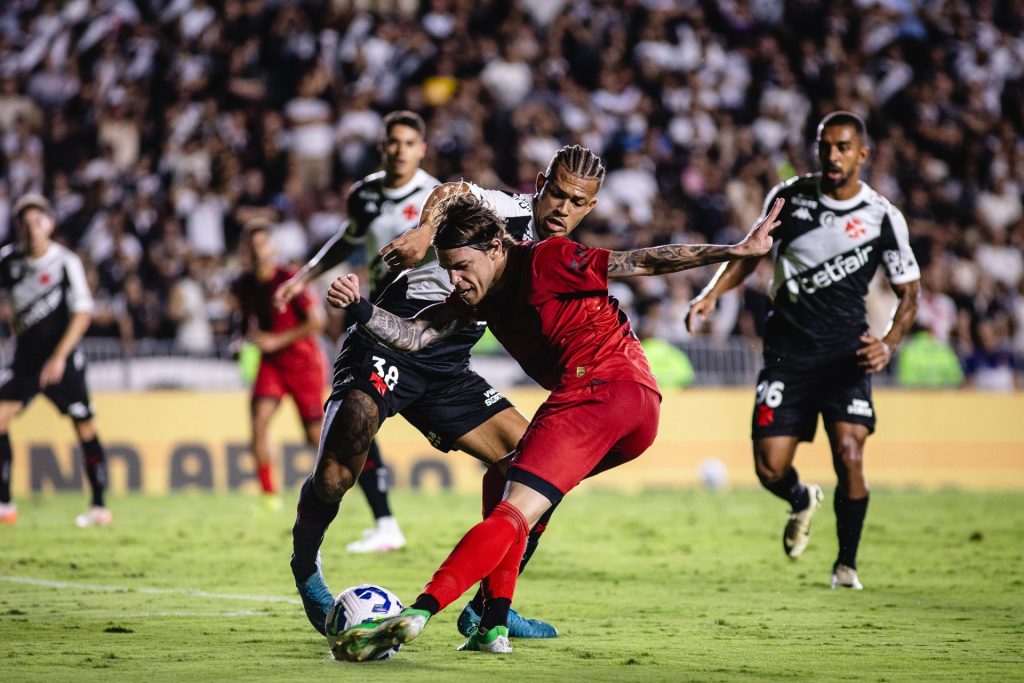 (Foto: Paulo Paiva/SCR)