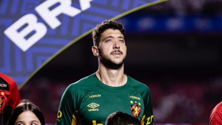 Caíque França, Sport