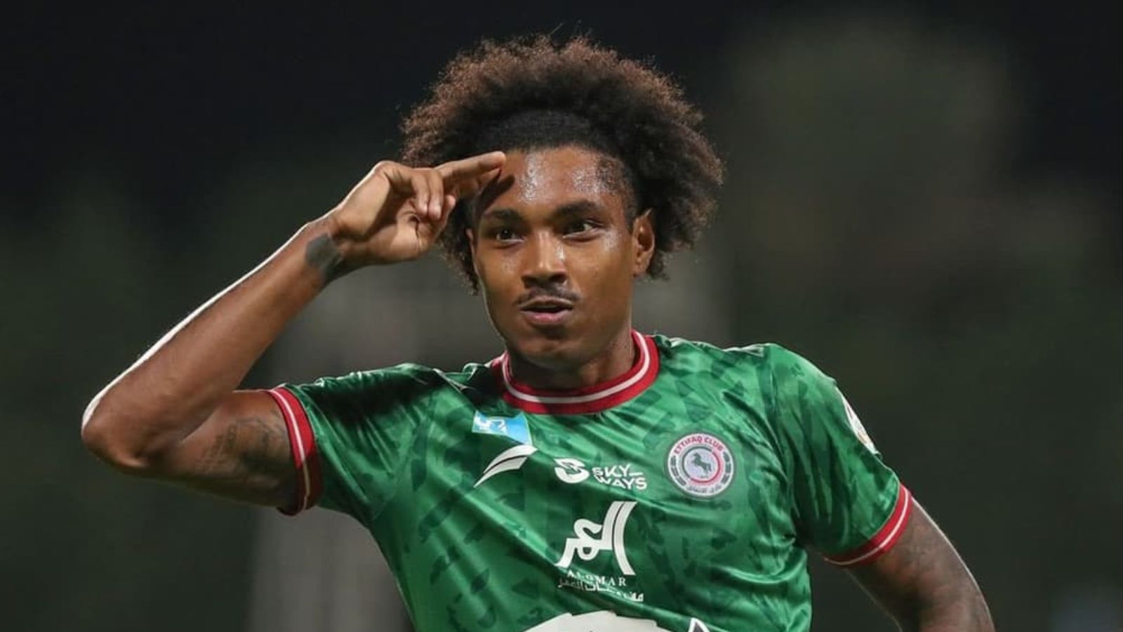 Alvo do Fluminense, Vitinho está sem clube desde que deixou o Al-Ettifaq, da Arábia Saudita