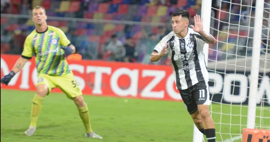 Matías Perello, Sport