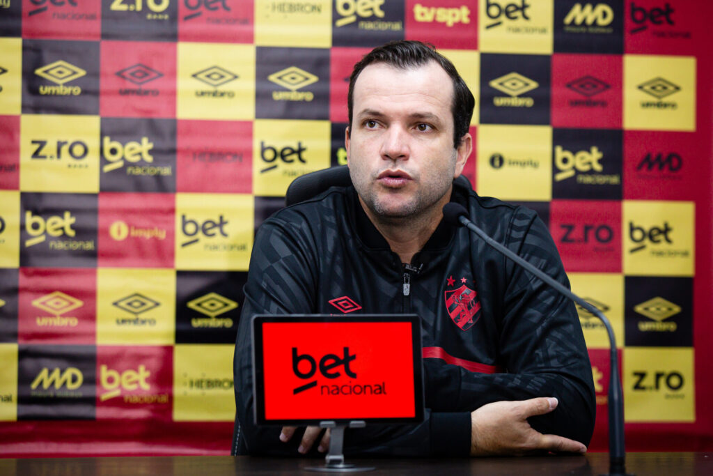 Daniel Paulista, Sport