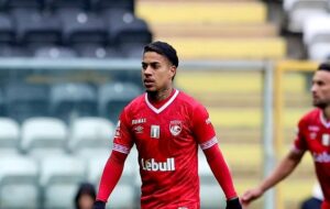 Sport negocia a contratação do meia Matheusinho, ex-Criciúma e América-MG