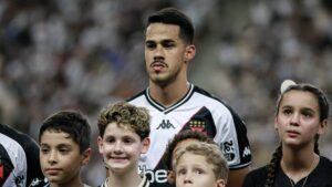 Lucas Oliveira na mira do Sport