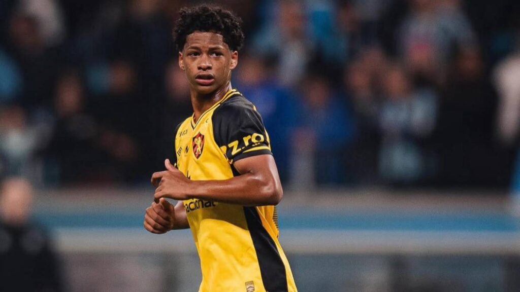 Zé Lucas, Sport