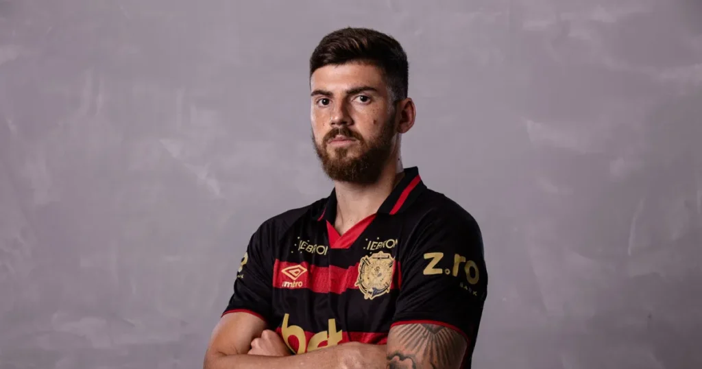 Lucas Cunha, Sport