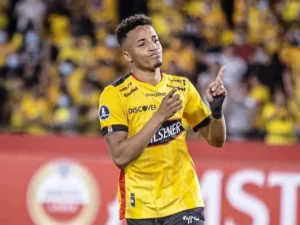 Byron Castillo, Sport