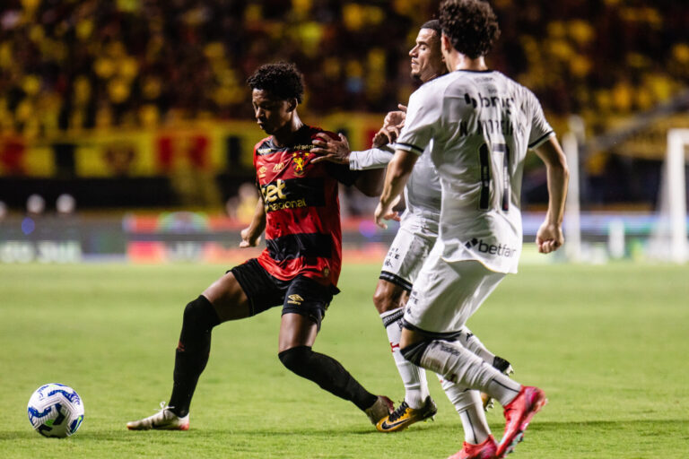 Sport perde para o Vasco na Ilha do Retiro