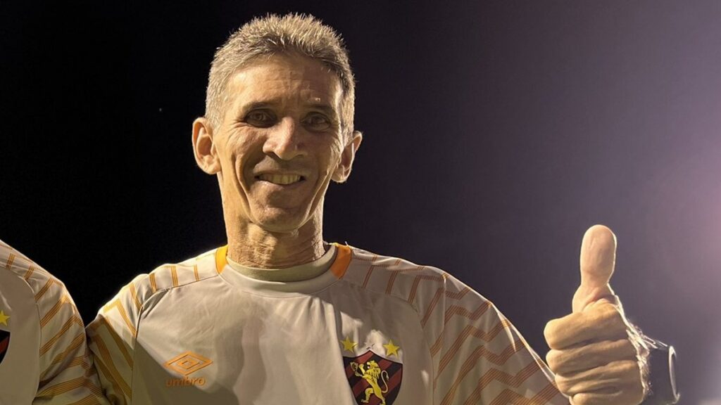 Flávio, Sport