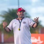 Sport em busca de treinador