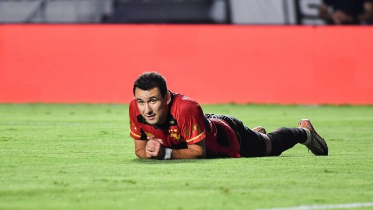 Pablo, Sport