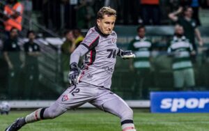 Sport de olho em Thiago Couto