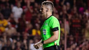 Sport de olho na arbitragem