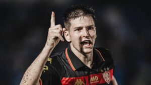 Sport vence o Londrina, Perotti