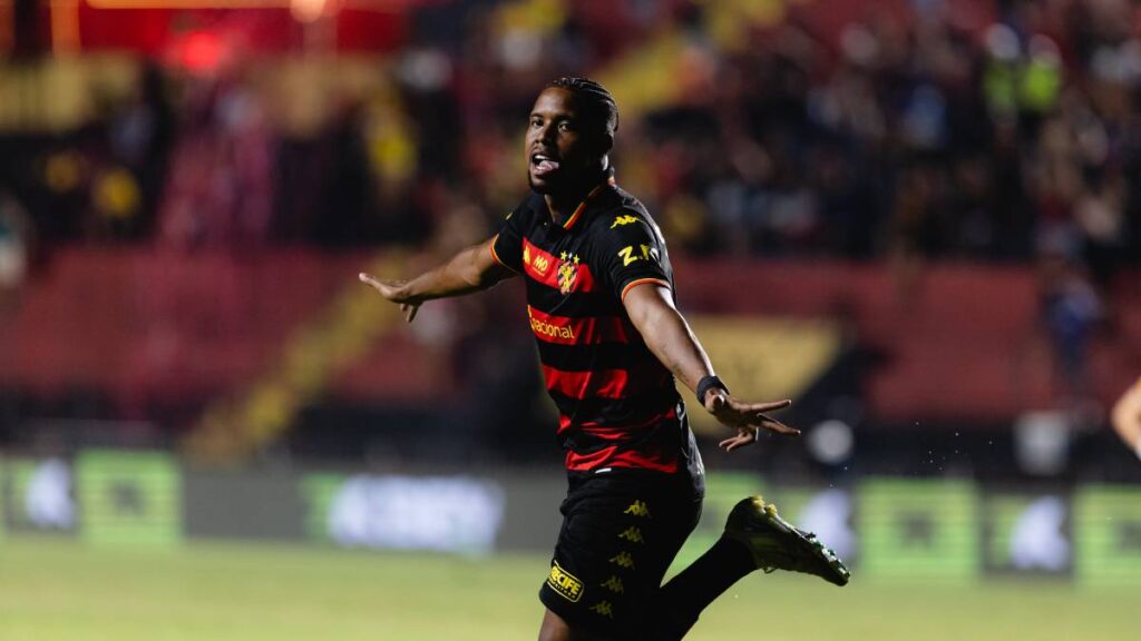 Sport vence o Retrô