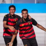 Hat-trick de Arthur Maron garante empate do Sport Sub-20 em jogo de seis gols