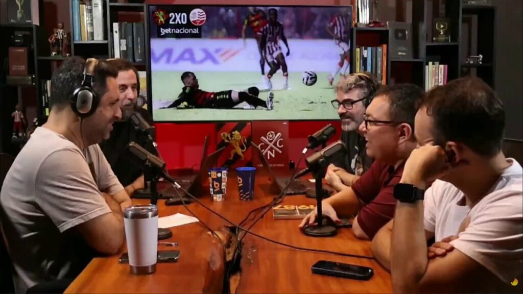 agqmm1xPFsHJ-gwG Fred Figueiroa, Sport